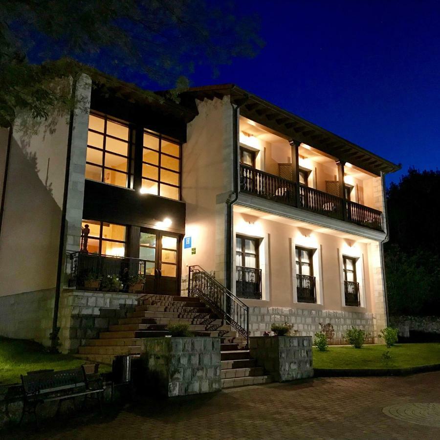 Hotel Rural El Texeu Parres de Llanes Exterior foto